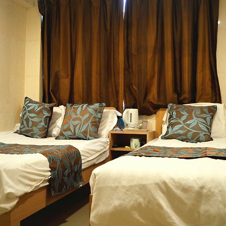 Mong Kok Guo Du Hostel Цзюлун Экстерьер фото